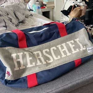 Herschel Medium Duffle Bag Varsity